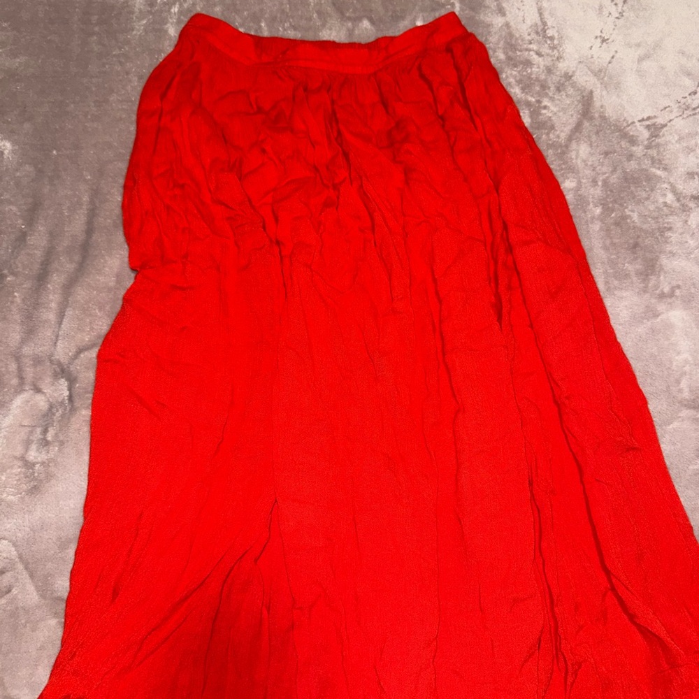 Elegant Red Women's Skirt Abercrombie and fitch medium